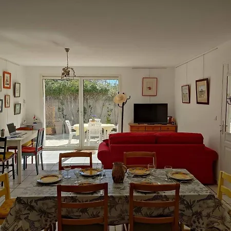 La Maison Bleue