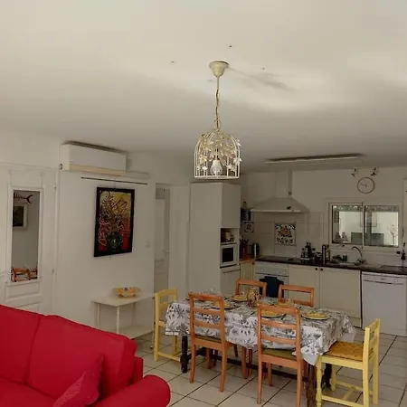 La Maison Bleue